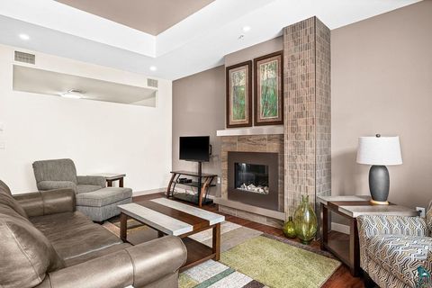 Tiny photo for 26 E Superior St #406, Duluth, MN 55802 (MLS # 6125180)