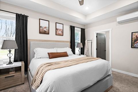 Tiny photo for 4320 Thielke Cir, Hermantown, MN 55811 (MLS # 6123061)