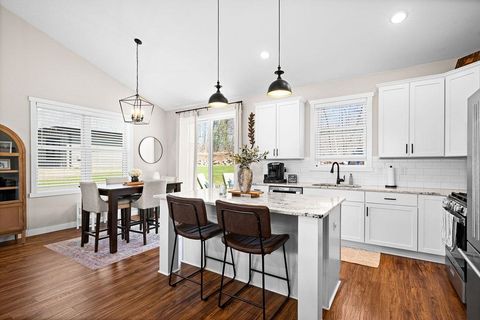 Tiny photo for 4320 Thielke Cir, Hermantown, MN 55811 (MLS # 6123061)