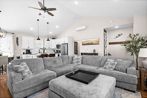 Tiny photo for 4320 Thielke Cir, Hermantown, MN 55811 (MLS # 6123061)