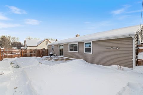 Tiny photo for 2607 W Skyline Pkwy, Duluth, MN 55806 (MLS # 6123150)