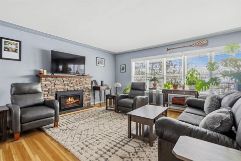 Tiny photo for 2607 W Skyline Pkwy, Duluth, MN 55806 (MLS # 6123150)