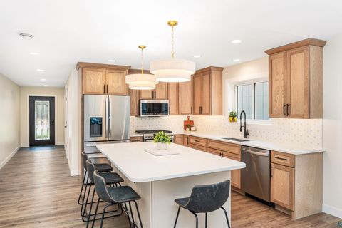 Tiny photo for 3821 Fountain Gate Dr, Duluth, MN 55811 (MLS # 6125456)