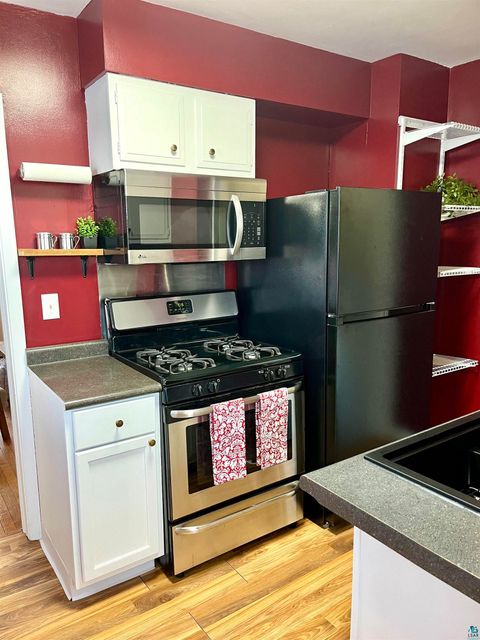 Tiny photo for 838 Charles Ave, Duluth, MN 55807 (MLS # 6124033)