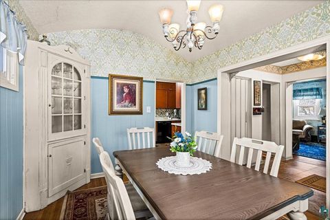 Tiny photo for 4010 Robinson St, Duluth, MN 55804 (MLS # 6123953)