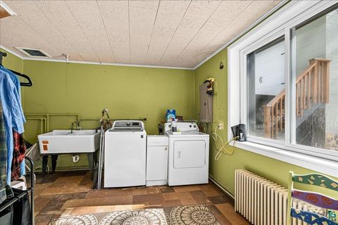 Tiny photo for 4010 Robinson St, Duluth, MN 55804 (MLS # 6123953)