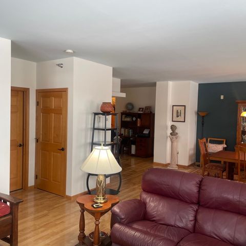 Tiny photo for 6030 E Superior St #309, Duluth, MN 55804 (MLS # 6123490)