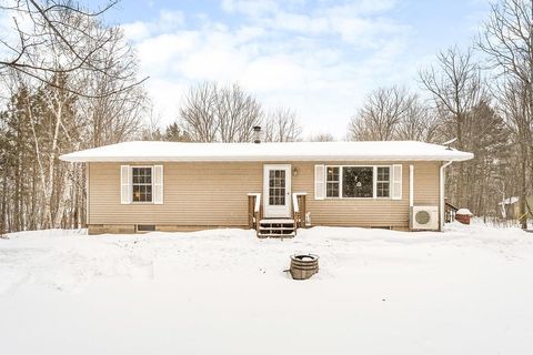 Photo of 3790 Munger Shaw Rd, Duluth, MN 55810 (MLS # 6123401)