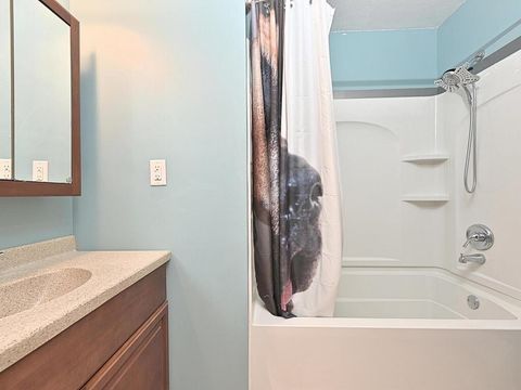 Tiny photo for 40 Marks Dr, Silver Bay, MN 55614 (MLS # 6123155)