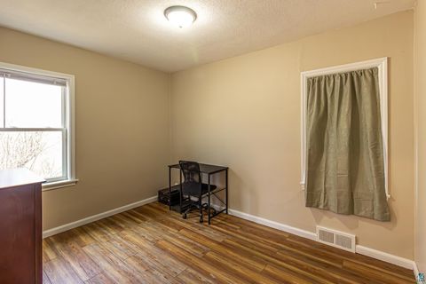 Tiny photo for 3 Merritt Dr, Virginia, MN 55792 (MLS # 6124695)
