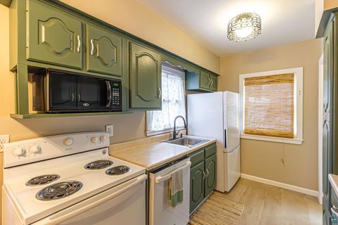 Tiny photo for 3 Merritt Dr, Virginia, MN 55792 (MLS # 6124695)