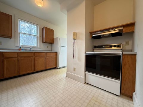 Tiny photo for 214 SW 8th St, Chisholm, MN 55719 (MLS # 6122758)