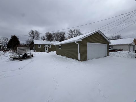 Tiny photo for 1518 10th St S St, Virginia, MN 55792 (MLS # 6123796)