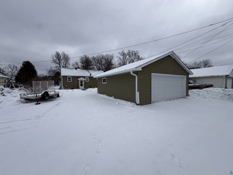 Tiny photo for 1518 10th St S St, Virginia, MN 55792 (MLS # 6123796)