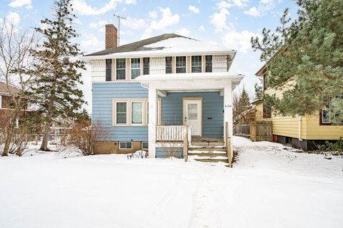 Photo of 4124 McCulloch St, Duluth, MN 55804 (MLS # 6123574)