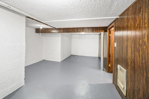 Tiny photo for 2219 W 24th St, Duluth, MN 55811 (MLS # 6123078)