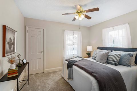 Tiny photo for 2219 W 24th St, Duluth, MN 55811 (MLS # 6123078)