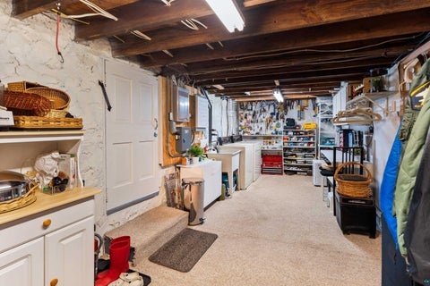 Tiny photo for 615 W 6th St, Duluth, MN 55806 (MLS # 6126607)
