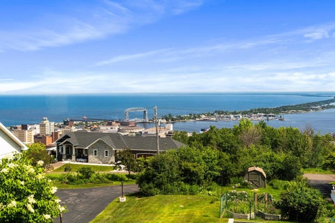 Tiny photo for 615 W 6th St, Duluth, MN 55806 (MLS # 6126607)