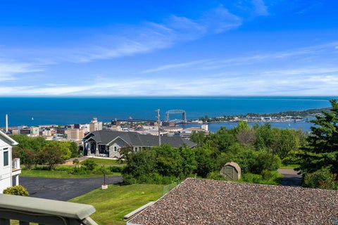 Tiny photo for 615 W 6th St, Duluth, MN 55806 (MLS # 6126607)