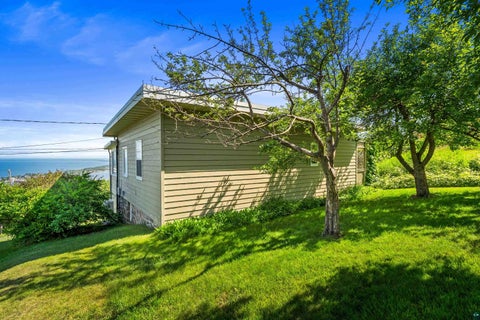 Tiny photo for 615 W 6th St, Duluth, MN 55806 (MLS # 6126607)