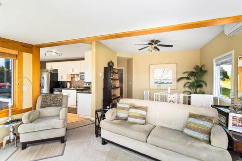 Tiny photo for 615 W 6th St, Duluth, MN 55806 (MLS # 6126607)
