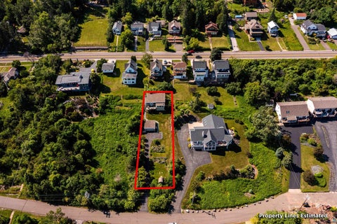 Tiny photo for 615 W 6th St, Duluth, MN 55806 (MLS # 6126607)