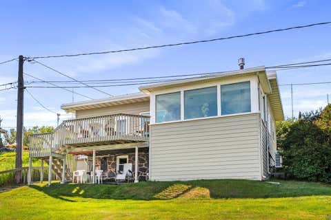 Tiny photo for 615 W 6th St, Duluth, MN 55806 (MLS # 6126607)