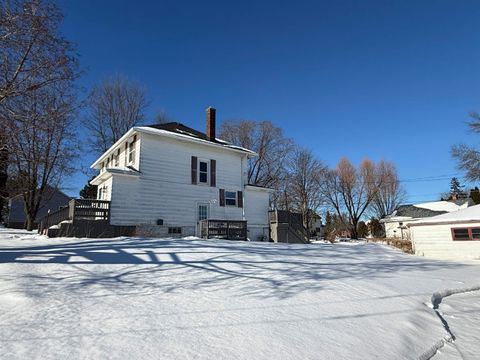 Tiny photo for 126 NW 5th St, Chisholm, MN 55719 (MLS # 6123353)