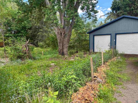 Tiny photo for 132 W Winona St, Duluth, MN 55803 (MLS # 6126304)