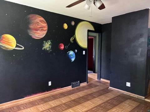 Tiny photo for 132 W Winona St, Duluth, MN 55803 (MLS # 6126304)