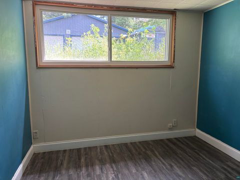 Tiny photo for 132 W Winona St, Duluth, MN 55803 (MLS # 6126304)