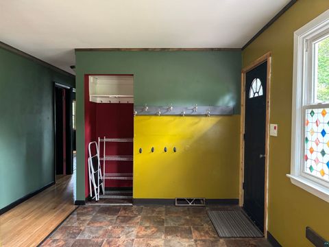 Tiny photo for 132 W Winona St, Duluth, MN 55803 (MLS # 6126304)
