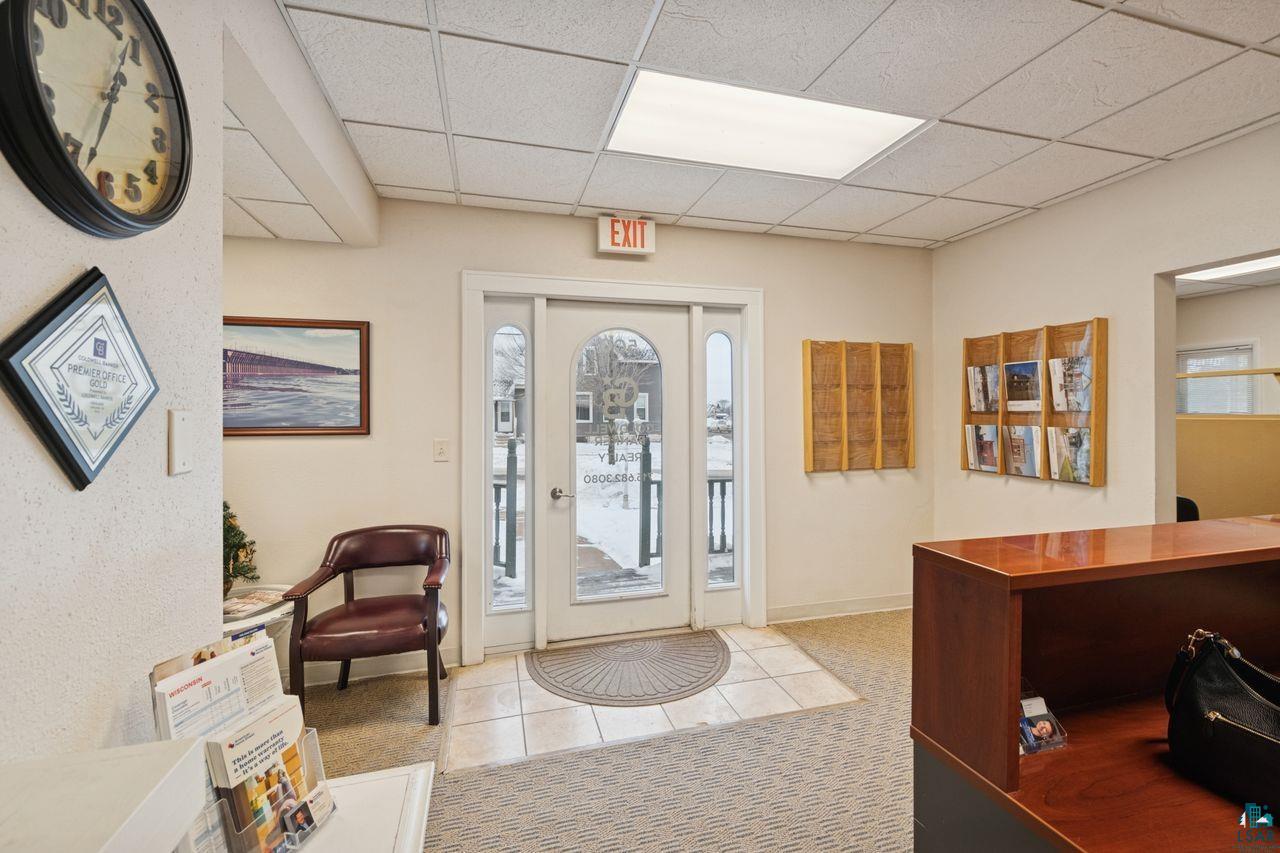 500 Lakeshore Drive East