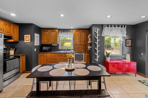 Tiny photo for 721 E 6th St, Duluth, MN 55805 (MLS # 6125764)