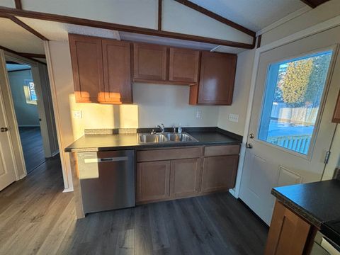 Tiny photo for 4919 Oakley St, Duluth, MN 55804 (MLS # 6123397)