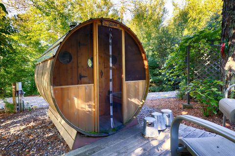 Tiny photo for 2374 E Cabin Cr, Makinen, MN 55763 (MLS # 6123715)