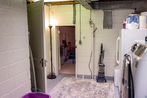 Tiny photo for 3704 Greysolon Rd, Duluth, MN 55804 (MLS # 6125342)