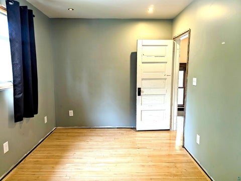 Tiny photo for 123 Minneapolis Ave, Duluth, MN 55803 (MLS # 6127355)