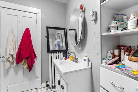 Tiny photo for 1122 E 5th St, Duluth, MN 55805 (MLS # 6125609)