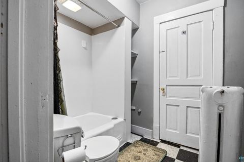 Tiny photo for 1122 E 5th St, Duluth, MN 55805 (MLS # 6125609)
