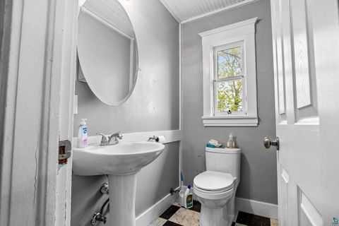 Tiny photo for 1122 E 5th St, Duluth, MN 55805 (MLS # 6125609)