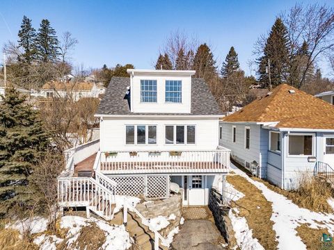 Photo of 711 E 13th St, Duluth, MN 55805 (MLS # 6124401)