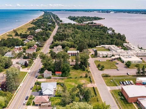 Tiny photo for 1521 Minnesota Ave, Duluth, MN 55802 (MLS # 6123907)