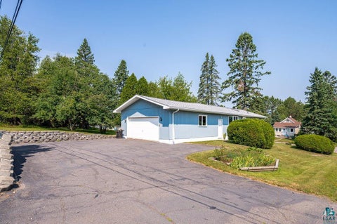 Tiny photo for 2302 Pershing St, Duluth, MN 55811 (MLS # 6127089)