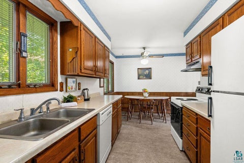 Tiny photo for 2302 Pershing St, Duluth, MN 55811 (MLS # 6127089)