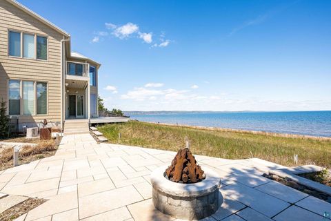 Tiny photo for 4202 Minnesota Ave, Duluth, MN 55802 (MLS # 6125454)