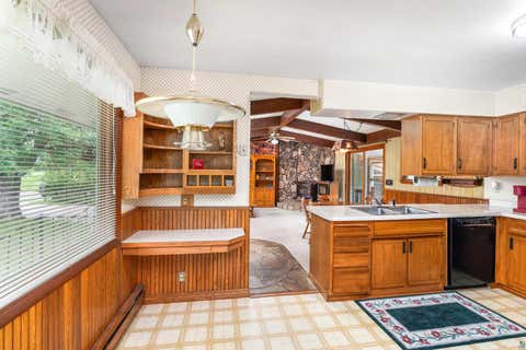 Tiny photo for 140 W Faribault St, Duluth, MN 55803 (MLS # 6126580)