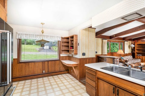 Tiny photo for 140 W Faribault St, Duluth, MN 55803 (MLS # 6126580)