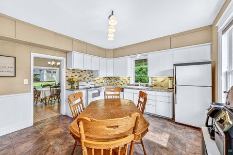 Tiny photo for 315 Isanti St, Duluth, MN 55803 (MLS # 6126017)